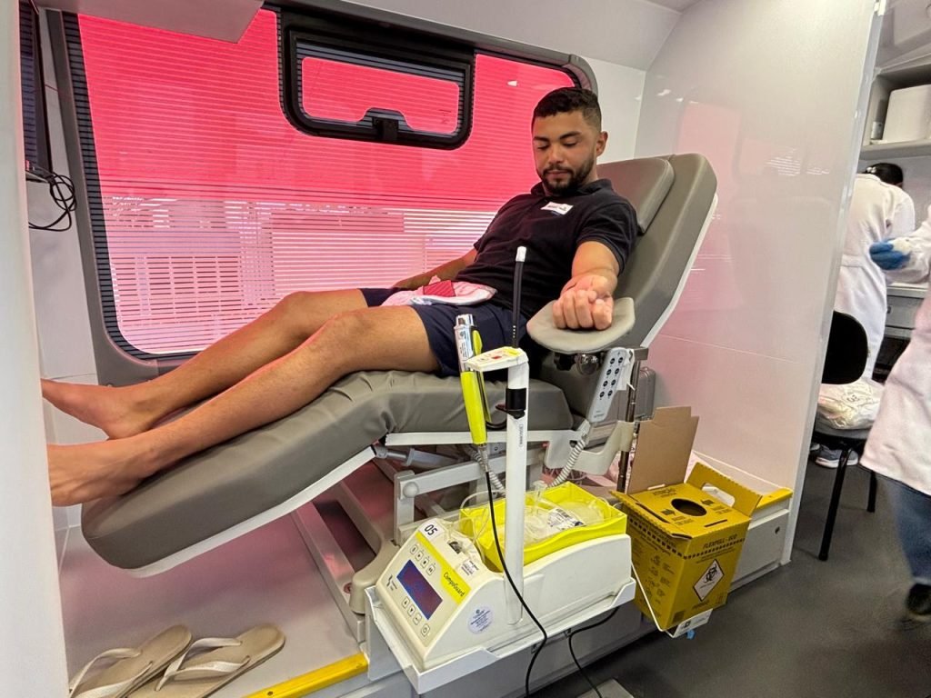 Unidade móvel do Hemosul faz primeira ação em Ribas do Rio Pardo e coleta 273 bolsas de sangue