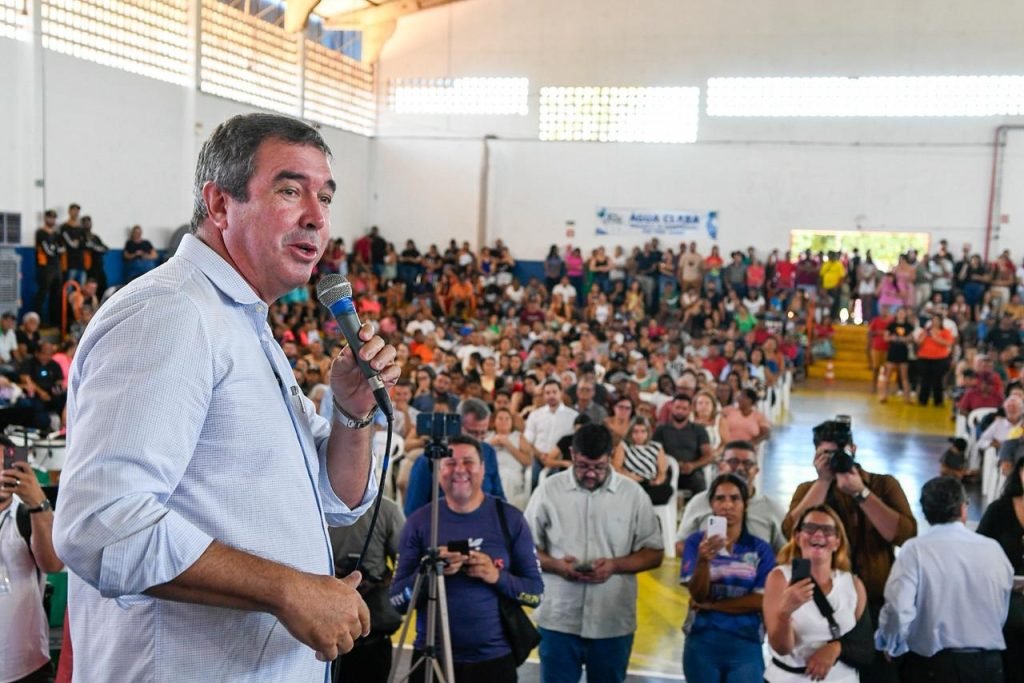 Água Clara em festa: Governo do Estado entrega novas moradias e dá início a obra na MS-324