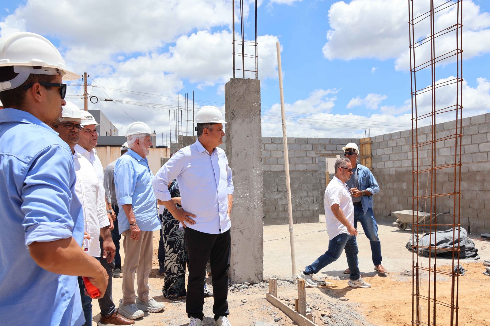 Vistoria às obras da creche