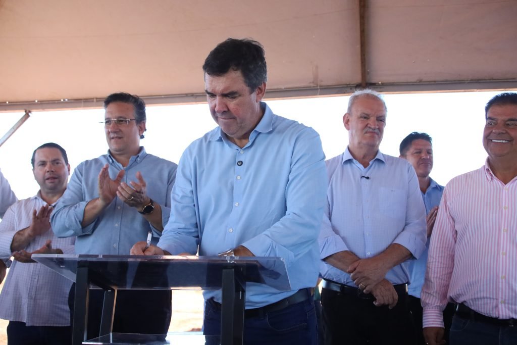 Nova Alvorada do Sul recebe pacote de investimentos em saneamento, saúde, habitação e infraestrutura Nova Alvorada do Sul recebe pacote de investimentos em saneamento, saúde, habitação e infraestrutura
