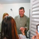 Na região norte de MS, governador celebra aniversário de Sonora e autoriza obras de habitação e asfalto