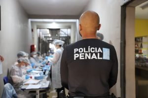 DNA coletado em presídios amplia investigações e fortalece banco genético de Mato Grosso do Sul