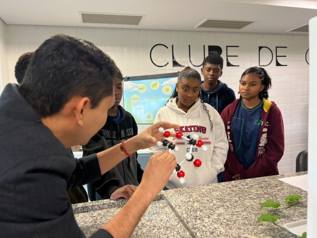 Clube de Ciências do Bioparque Pantanal inicia atividades com estudantes de escolas de MS