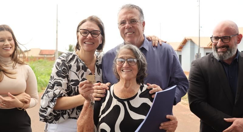 Emoção marca entrega das casas da "Vila dos Sonhos" em Ponta Porã