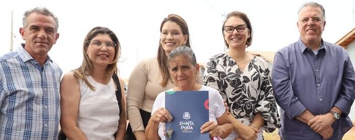 Emoção marca entrega das casas da "Vila dos Sonhos" em Ponta Porã
